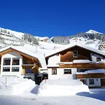 Apartamento Alpina *